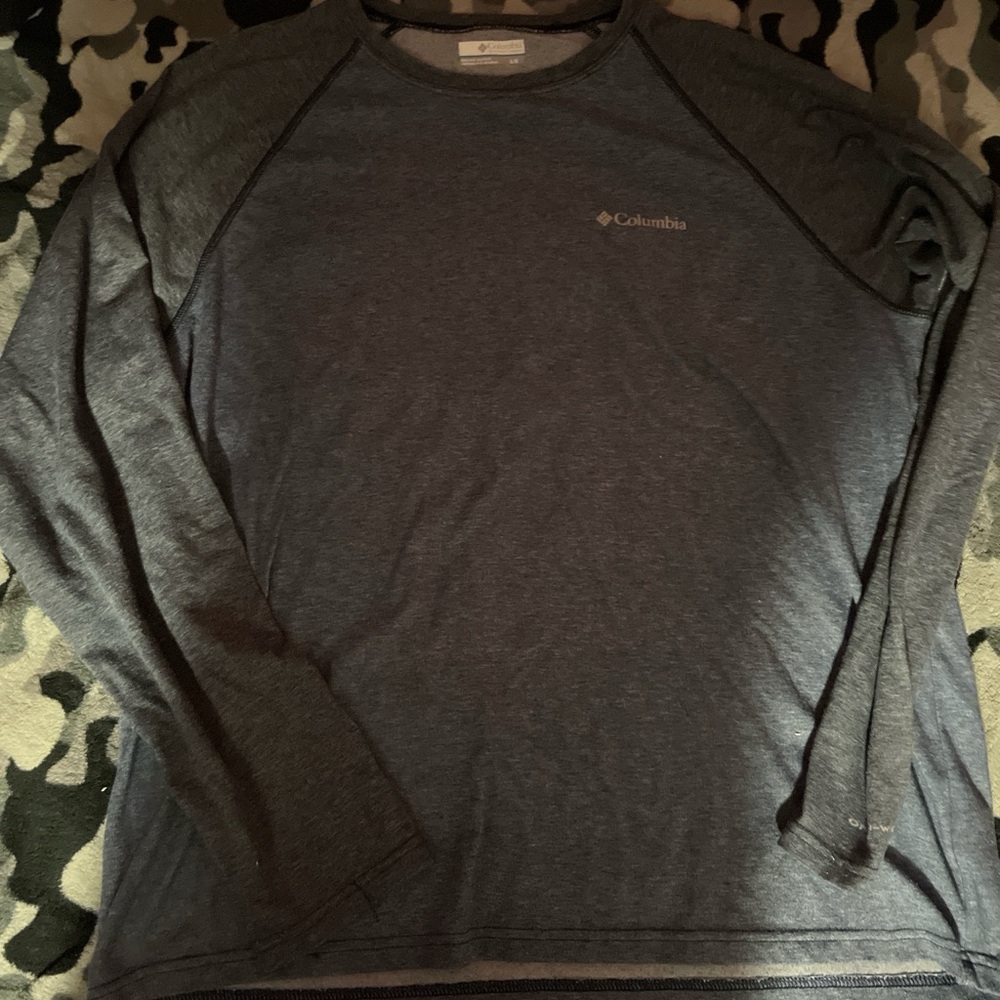 Columbia Men's Dark Gray Long Sleeve Tee